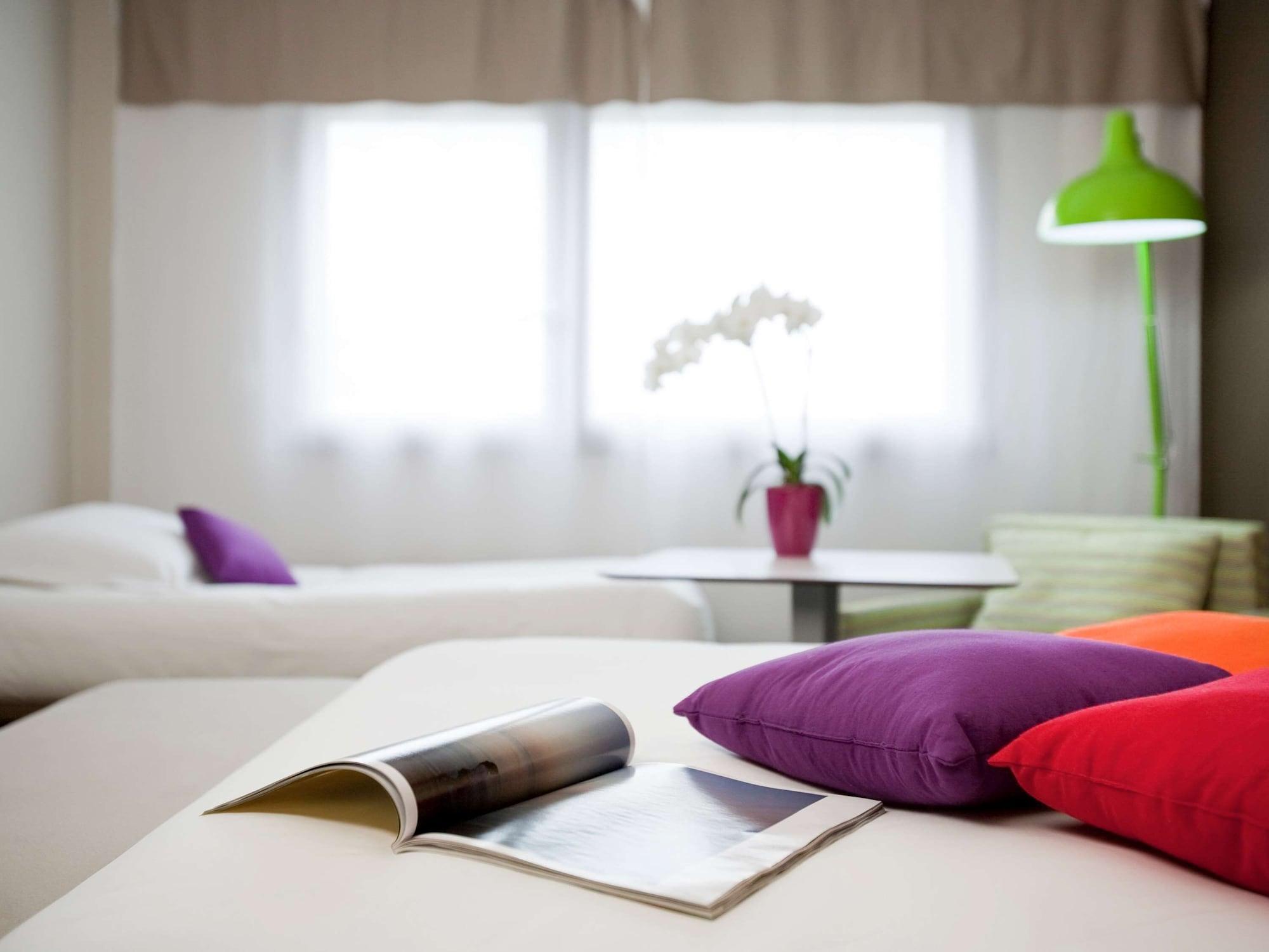 Ibis Styles Annemasse Geneve Hotell Ambilly Rum bild